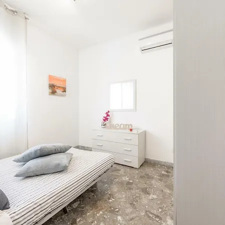 Apartment Flavia's Downtown Bari