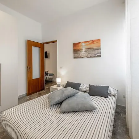 Apartment Flavia's Downtown Bari